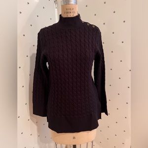 NWT Ecru cable knit sweater